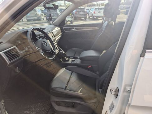 Used 2018 Volkswagen Atlas SE image 13