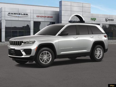 New 2025 Jeep Grand Cherokee Laredo X w/ Luxury Tech Group I image 2