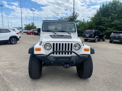 Used 2005 Jeep Wrangler Unlimited AWD/4WD image 16