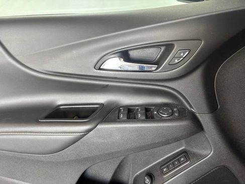 Used 2020 Chevrolet Equinox Premier FWD image 15