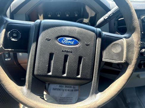 Used 2015 Ford F350 XL w/ Snow Plow Prep Package image 16