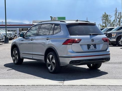 Used 2023 Volkswagen Tiguan SE R-Line AWD/4WD image 6