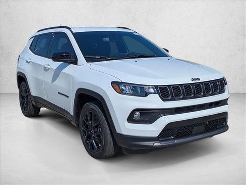 New 2026 Jeep Compass Latitude image 3