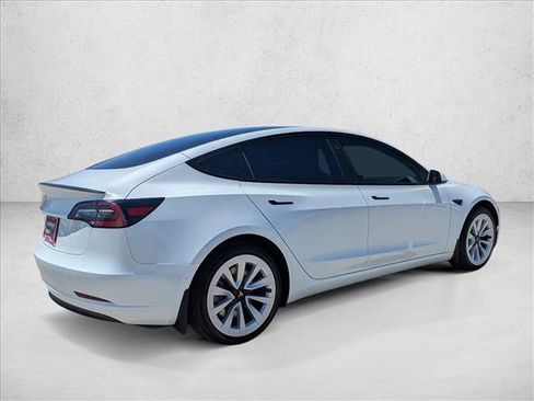 Used 2022 Tesla Model 3 RWD image 5
