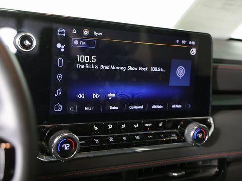 Used 2023 Chevrolet Colorado Z71 w/ Z71 Convenience Package 2 image 14