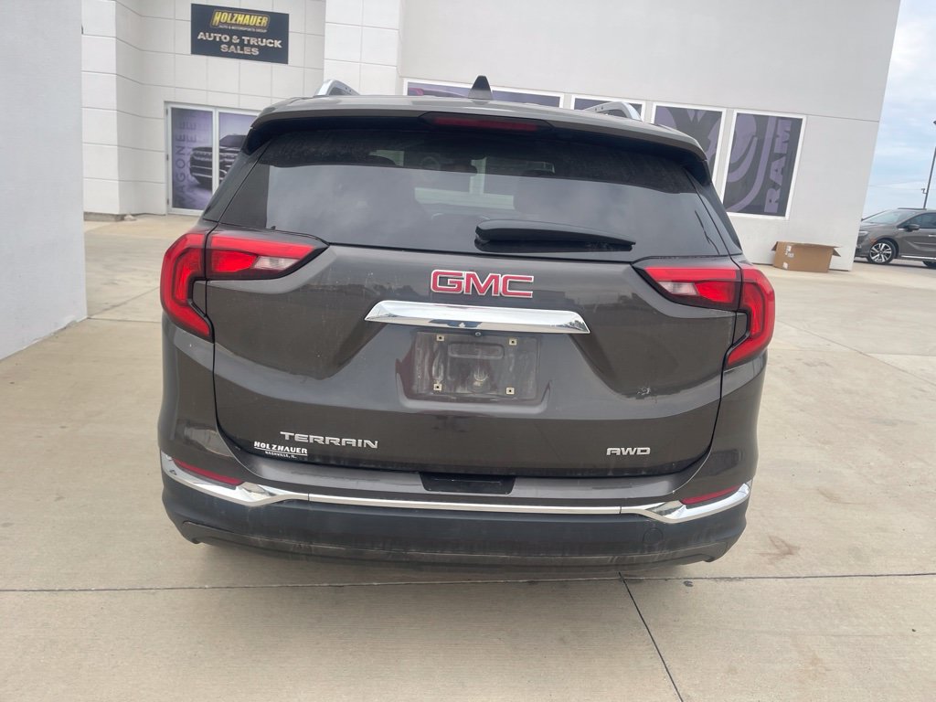 Used 2020 GMC Terrain SLT w/ Preferred Package AWD/4WD image 7