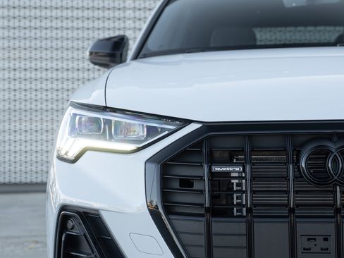 New 2025 Audi Q3 2.0T Premium Plus image 36