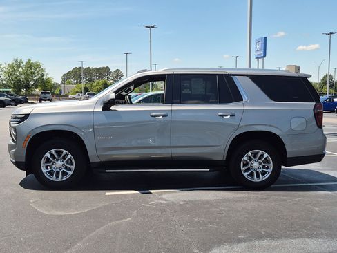 Used 2025 Chevrolet Tahoe LT AWD/4WD image 6