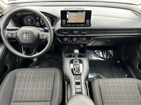 Used 2025 Honda HR-V LX image 16