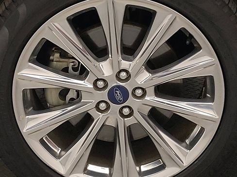 Used 2017 Ford Edge Titanium w/ Equipment Group 302A FWD image 31