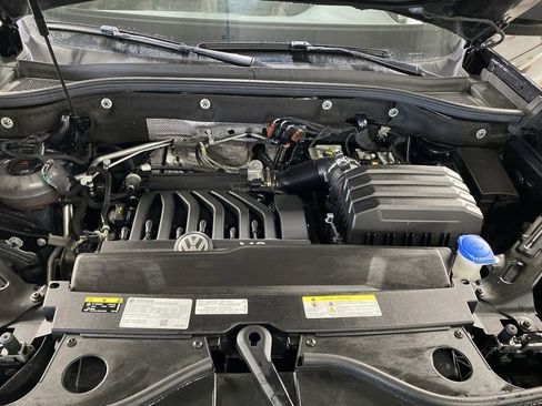 Used 2023 Volkswagen Atlas Cross Sport SEL R-Line image 42
