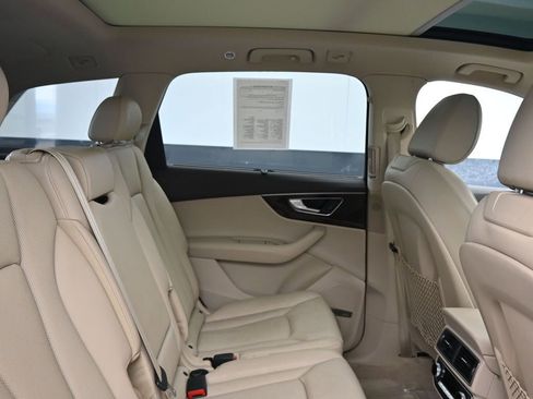 Used 2018 Audi Q7 3.0T Prestige w/ Prestige Package image 13