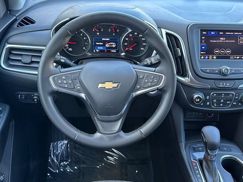 Used 2024 Chevrolet Equinox LT AWD/4WD image 16