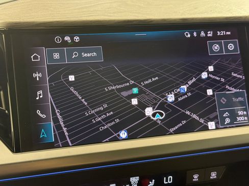 Certified 2024 Audi Q4 e-tron Premium Plus w/ Premium Plus AWD/4WD image 18
