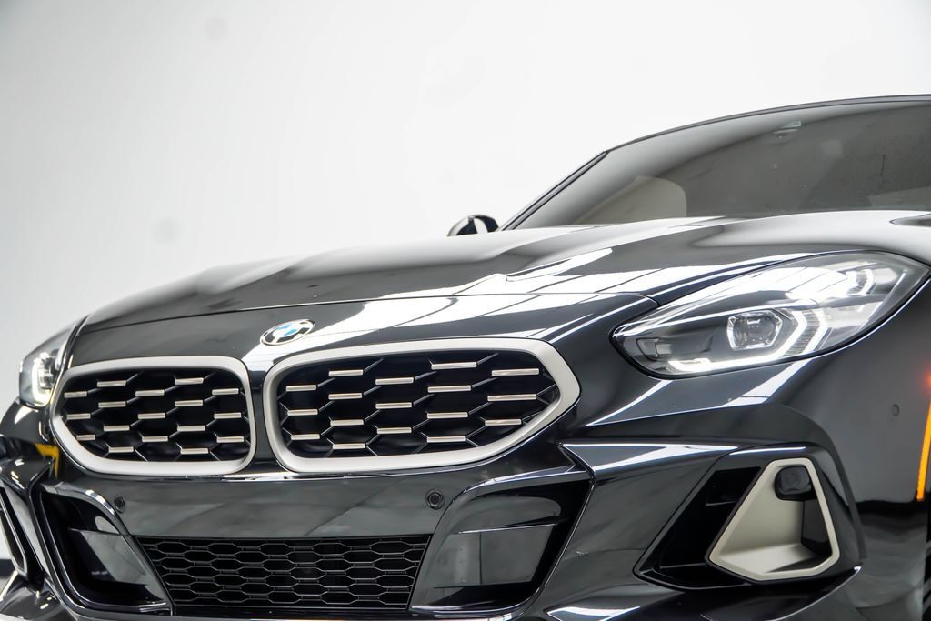 Used 2024 BMW Z4 M40i w/ Premium Package RWD image 8