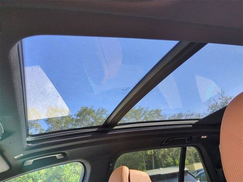 New 2026 BMW X5 xDrive40i w/ Climate Comfort Package image 18