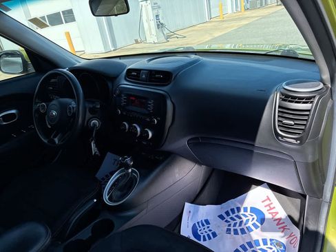 Used 2014 Kia Soul + image 24