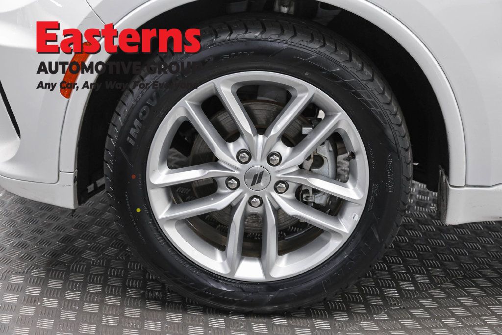 Used 2024 Dodge Durango GT RWD image 34
