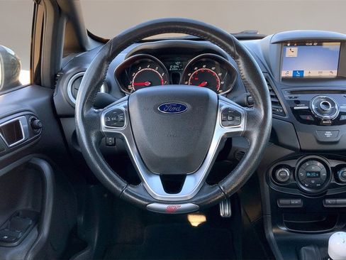Used 2016 Ford Fiesta ST image 5