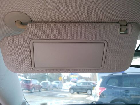 Used 2011 Buick LaCrosse CXL image 15