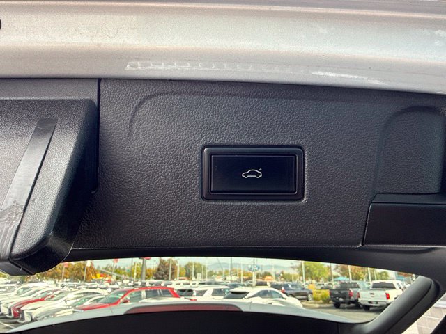 Used 2019 Volkswagen Atlas SEL FWD image 22