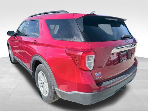 Used 2021 Ford Explorer XLT w/ Class III Trailer Tow Package AWD/4WD image 28
