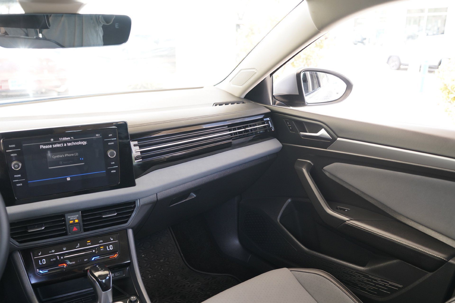 Certified 2026 Volkswagen Jetta SE FWD image 27