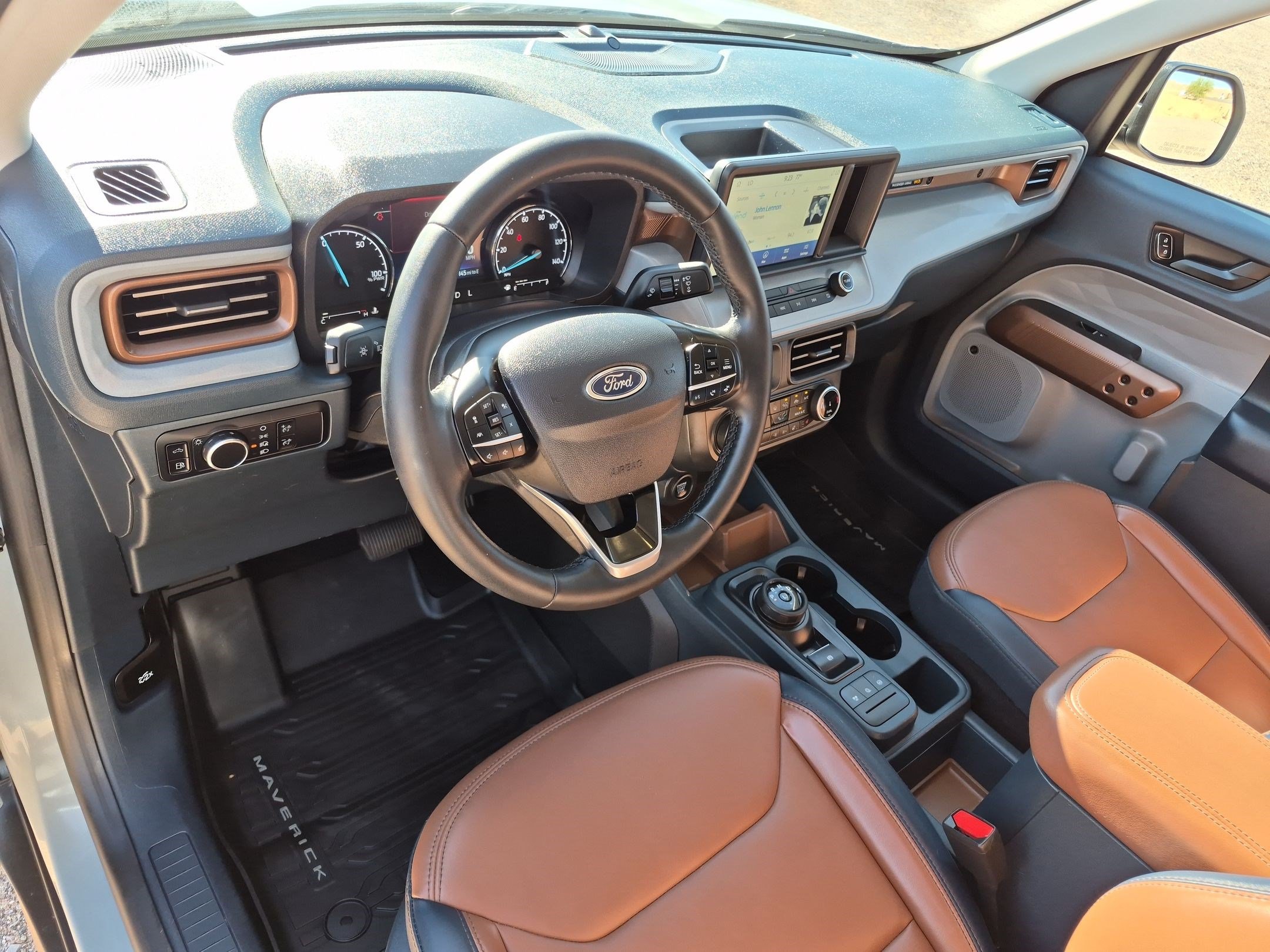 Used 2024 Ford Maverick Lariat FWD image 27