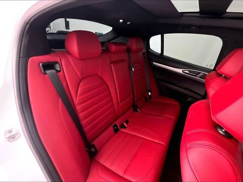 Used 2025 Alfa Romeo Stelvio Sprint w/ Veloce Package image 36