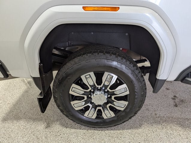 Used 2025 GMC Sierra 3500 Denali AWD/4WD image 14