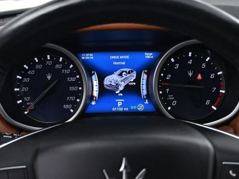 Used 2019 Maserati Ghibli S Q4 AWD/4WD image 25