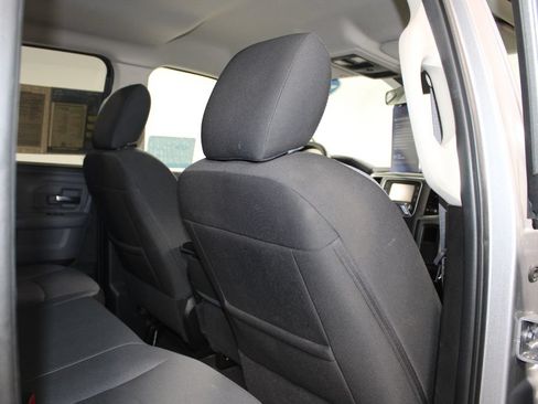 Used 2024 RAM 1500 Classic SLT AWD/4WD image 28