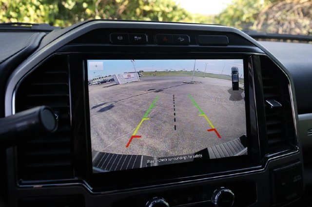 Used 2022 Ford F350 Lariat w/ Black Appearance Package AWD/4WD image 19