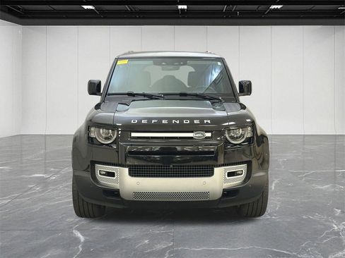 Used 2020 Land Rover Defender 110 First Edition image 14