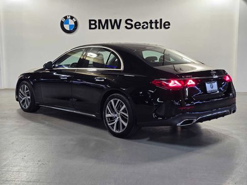 Used 2024 Mercedes-Benz E 350 4MATIC Sedan image 4