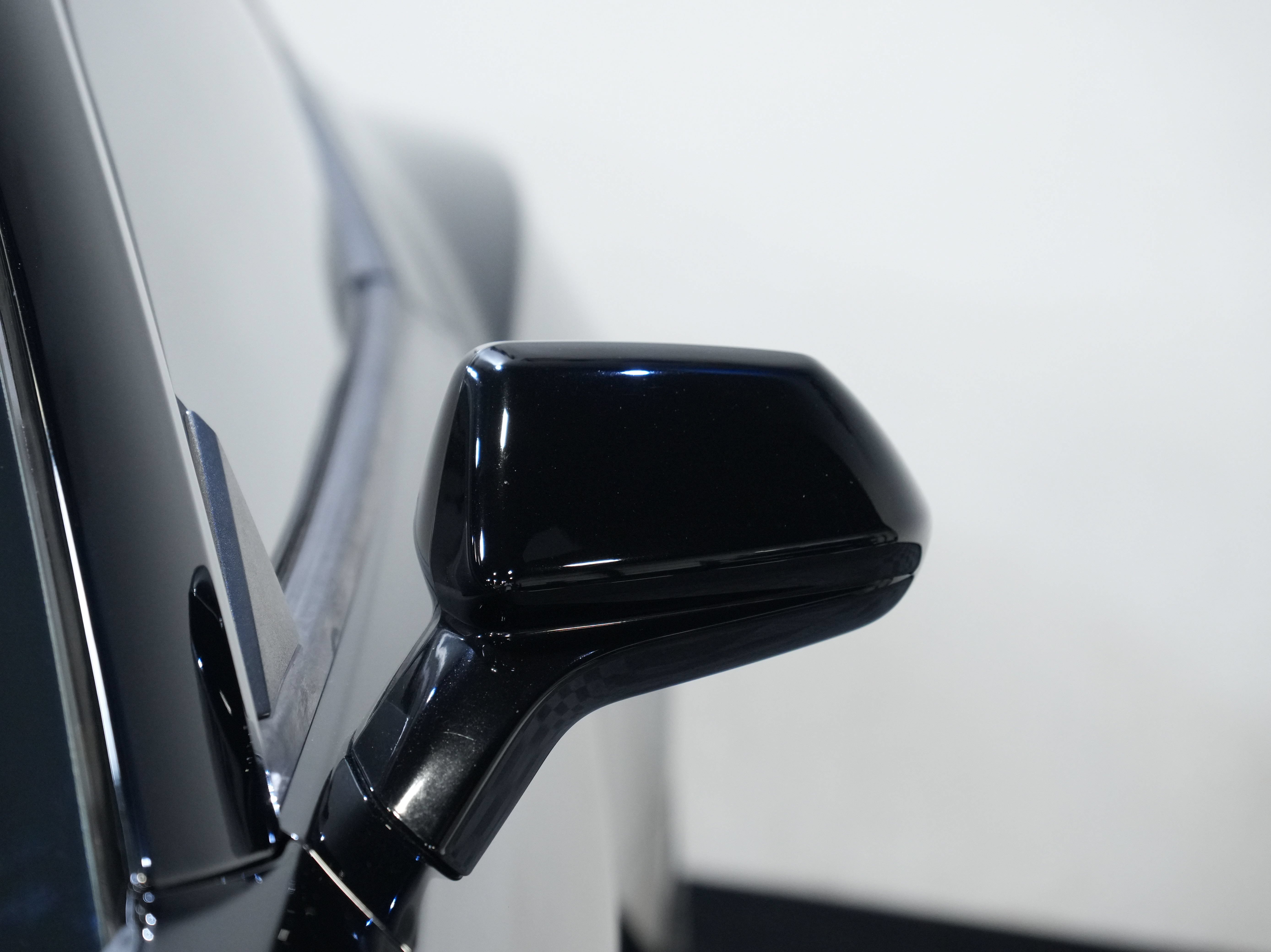 Used 2018 Chevrolet Camaro ZL1 RWD image 11