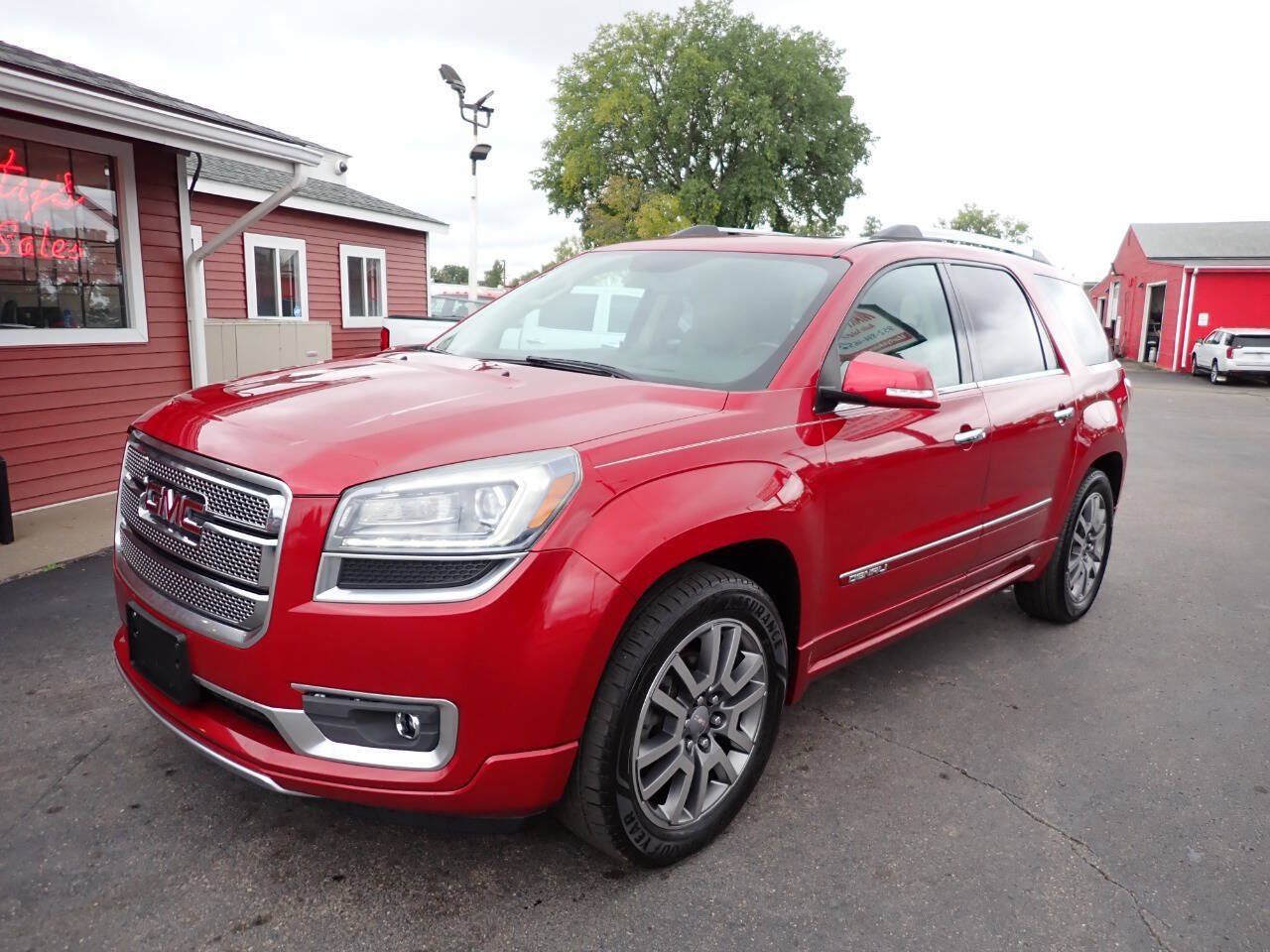 Used 2013 GMC Acadia Denali AWD/4WD image 3