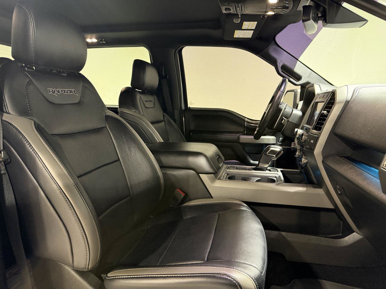 Used 2018 Ford F150 Raptor w/ Equipment Group 802A Luxury AWD/4WD image 10