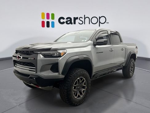 Used 2024 Chevrolet Colorado ZR2 w/ ZR2 Convenience Package III AWD/4WD image 1