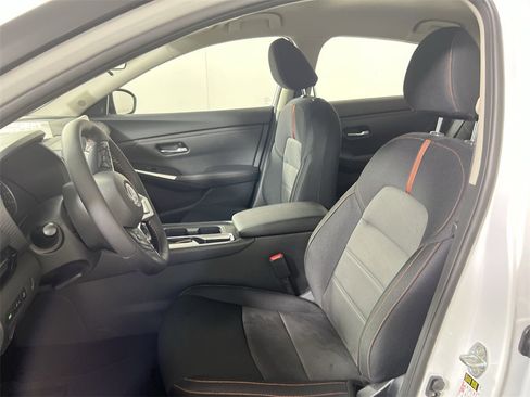 New 2025 Nissan Sentra SR image 13