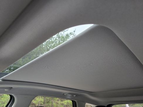 New 2026 Kia Sportage SX image 12