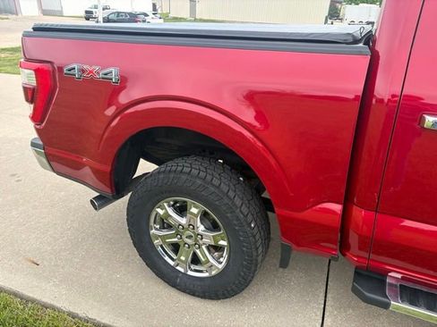 Used 2022 Ford F150 Lariat w/ Equipment Group 502A High AWD/4WD image 4