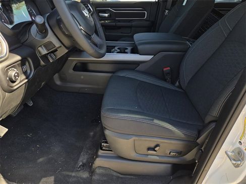 New 2025 RAM 2500 Lone Star image 18