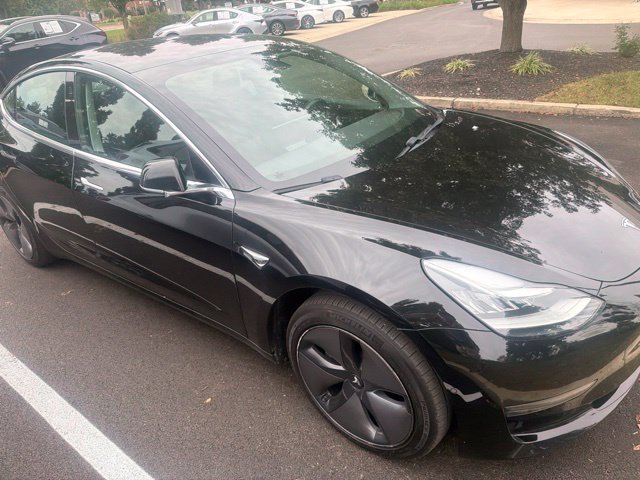 Used 2019 Tesla Model 3 Standard Range Plus RWD image 3
