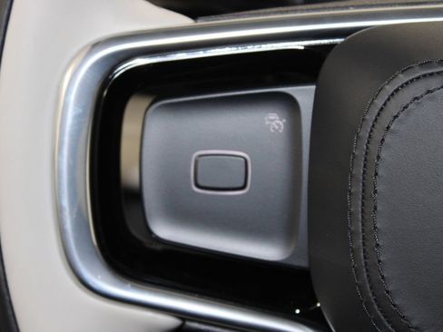 New 2026 Lincoln Navigator Reserve AWD/4WD image 40