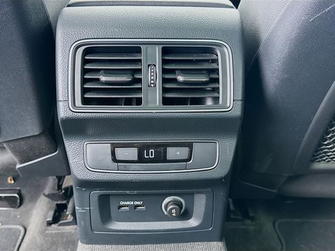 Used 2019 Audi Q5 2.0T Premium Plus w/ Premium Plus Package image 17