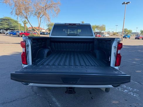 Used 2022 Chevrolet Silverado 2500 High Country image 12