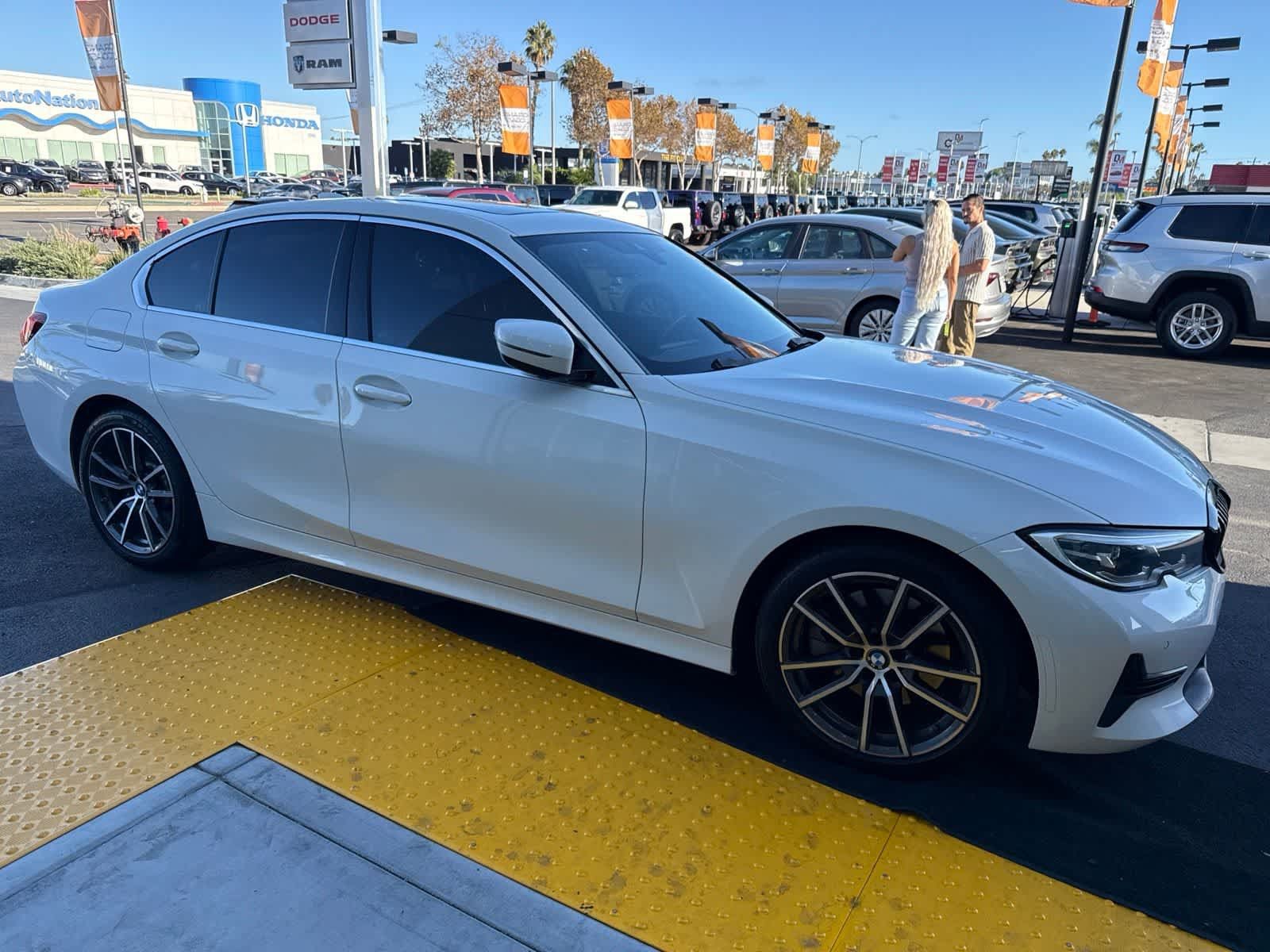 Used 2019 BMW 330i Sedan w/ Convenience Package RWD image 9