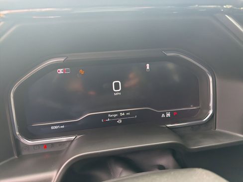 Certified 2025 GMC Sierra 1500 AT4 image 8