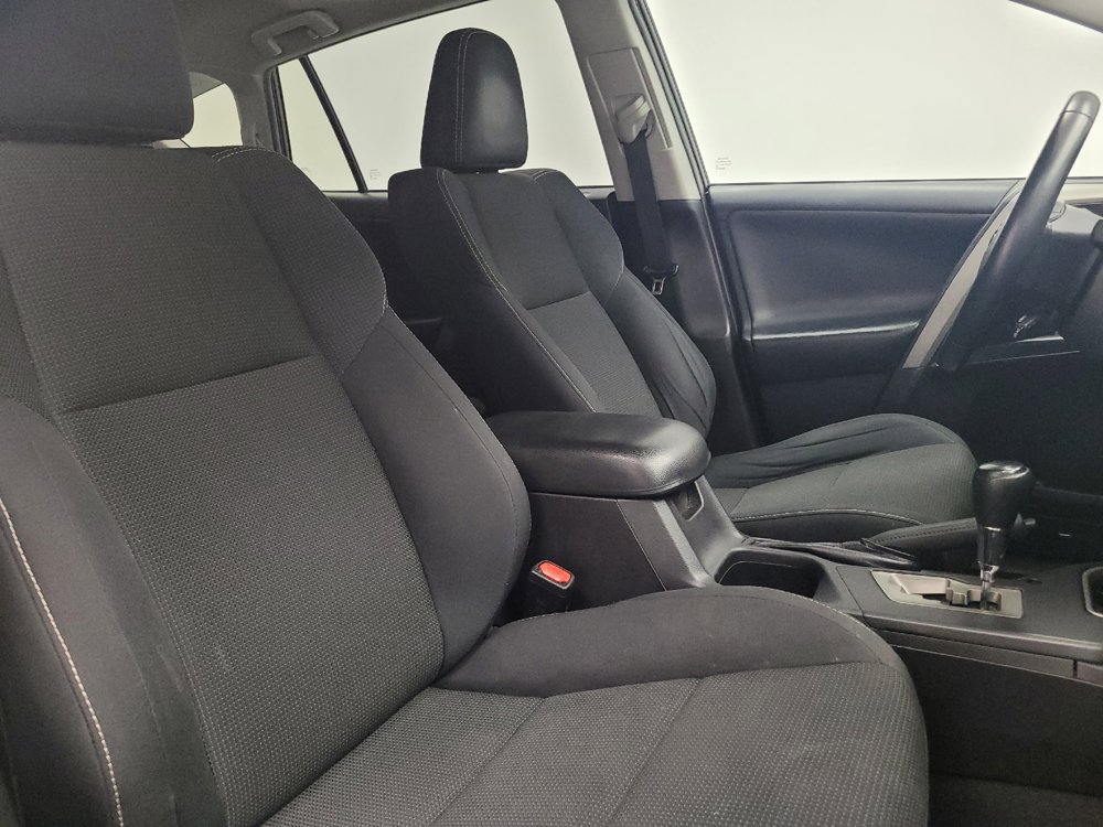 Used 2018 Toyota RAV4 XLE w/ Plus Extra Value Package AWD/4WD image 21